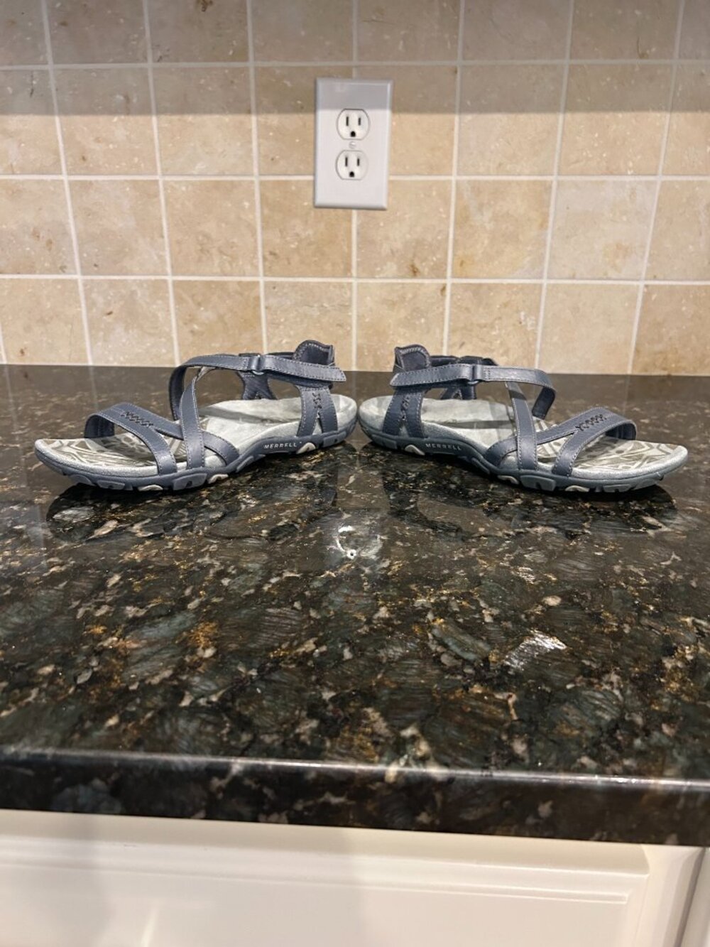 Merrell Women's Dove Crisscross Strappy Sandals in Slate Blue Size 7 - Picture 5 of 5
